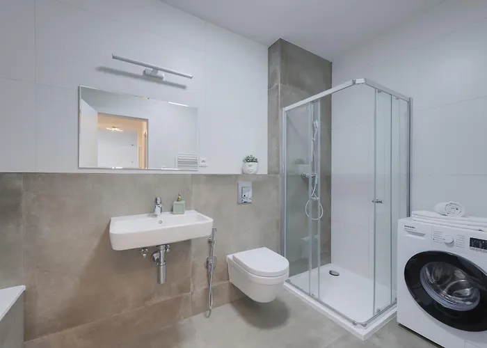 Bazova With Free Parking Lägenhet